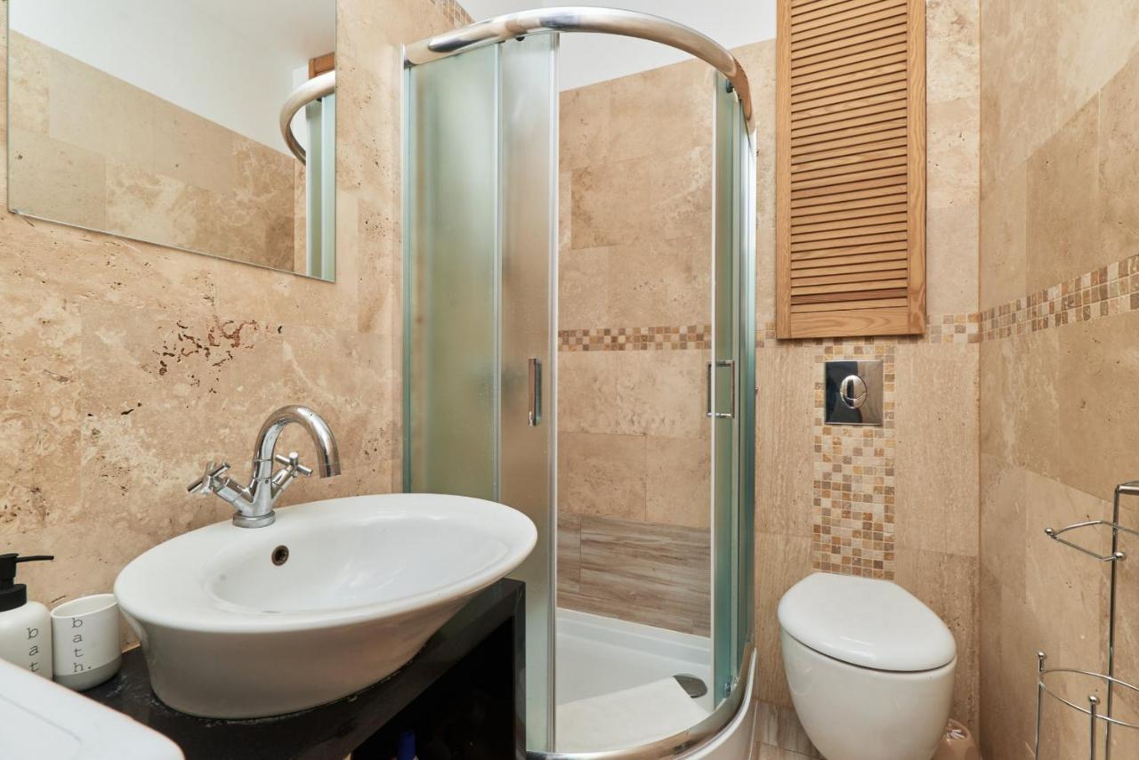Rynek Apartment The Heart Of The City By Noclegi Renters Breslavia Exterior foto